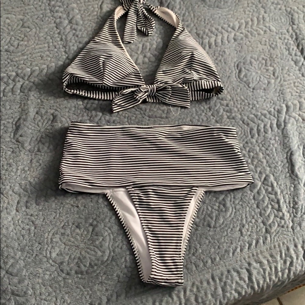 Cupshe bathing suit!